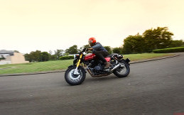 Video Review Cleveland CycleWerks Ace Cafe 400