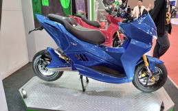 Galeri Motor Listrik Dhelvic Genesis, 100 Kpj Diklaim Hanya 5 Detik