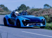 Zenos E10 Terbaru, Mobil Sport Ringan hanya 790 KG!