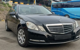 Penjualan Mercedes-Benz Bekas Taksi di Bawah Rp200 Juta!
