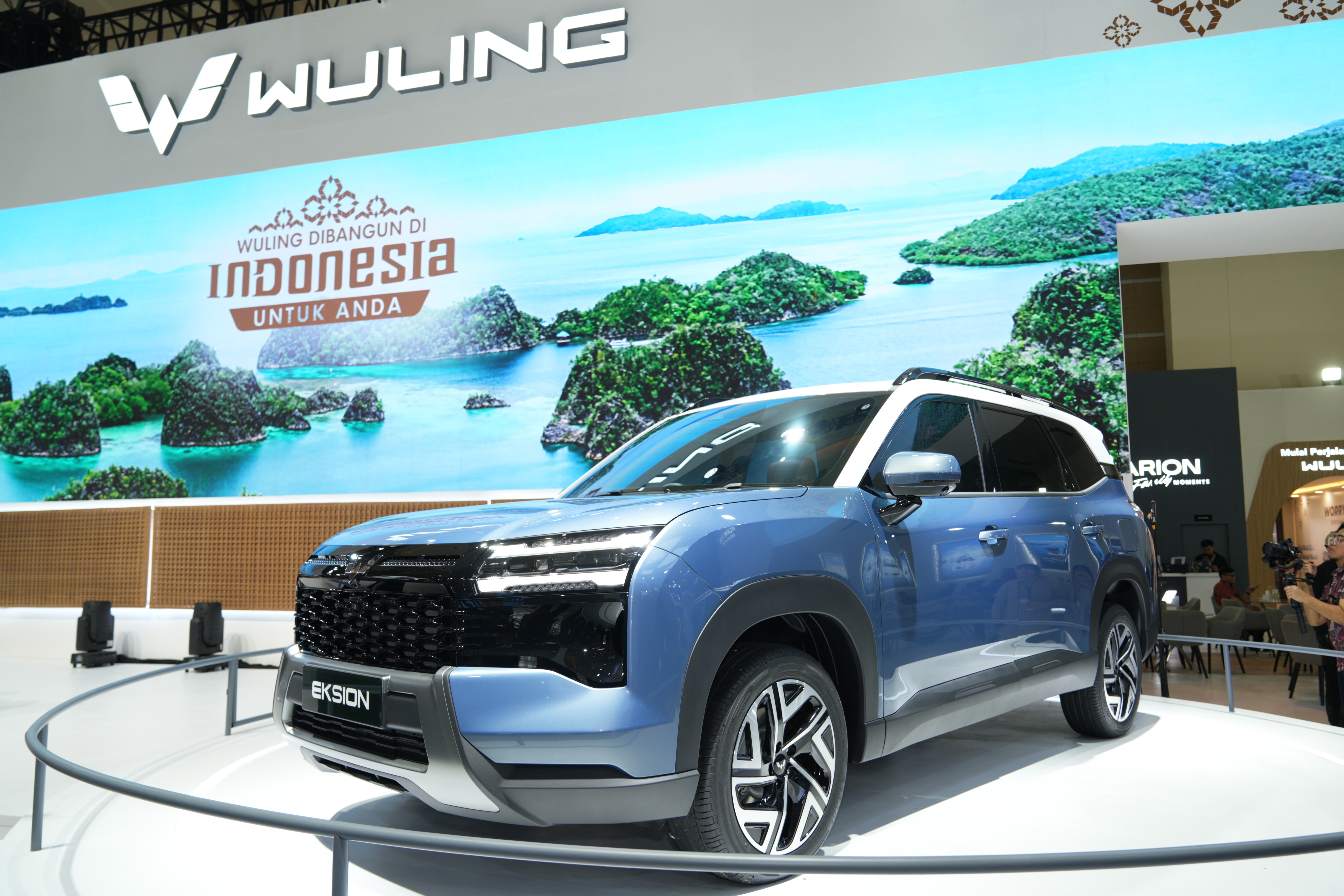 Wuling Eksion Pertama Kali Hadir di Indonesia dengan Teknologi Modern