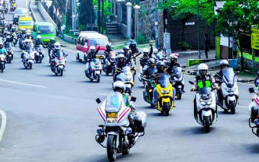 Masih Butuh Uluran Tangan, Yamaha NMax Club Indonesia Antar Donasi ke Banten