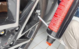 Cara Pakai Tire Repair Kit Ketika Ban Mobil Listrik Bocor