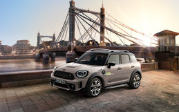 MINI Crossover Albert Bridge Edition PHEV Hadirkan Spesifikasi Khusus