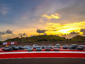 Mencoba Varian GR Pure dari Toyota di Sirkuit Mandalika