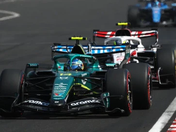 Tom McCullough akan Tinggalkan Aston Martin Akhir Musim 2026