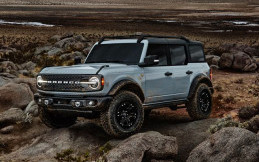 Haval Tank 300, Mencoba Mirip SUV Ford dan Jeep