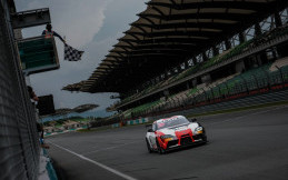 Gunakan Toyota GR Supra GT4 Evo, TGRI Selesaikan GT World Challenge Asia 2023