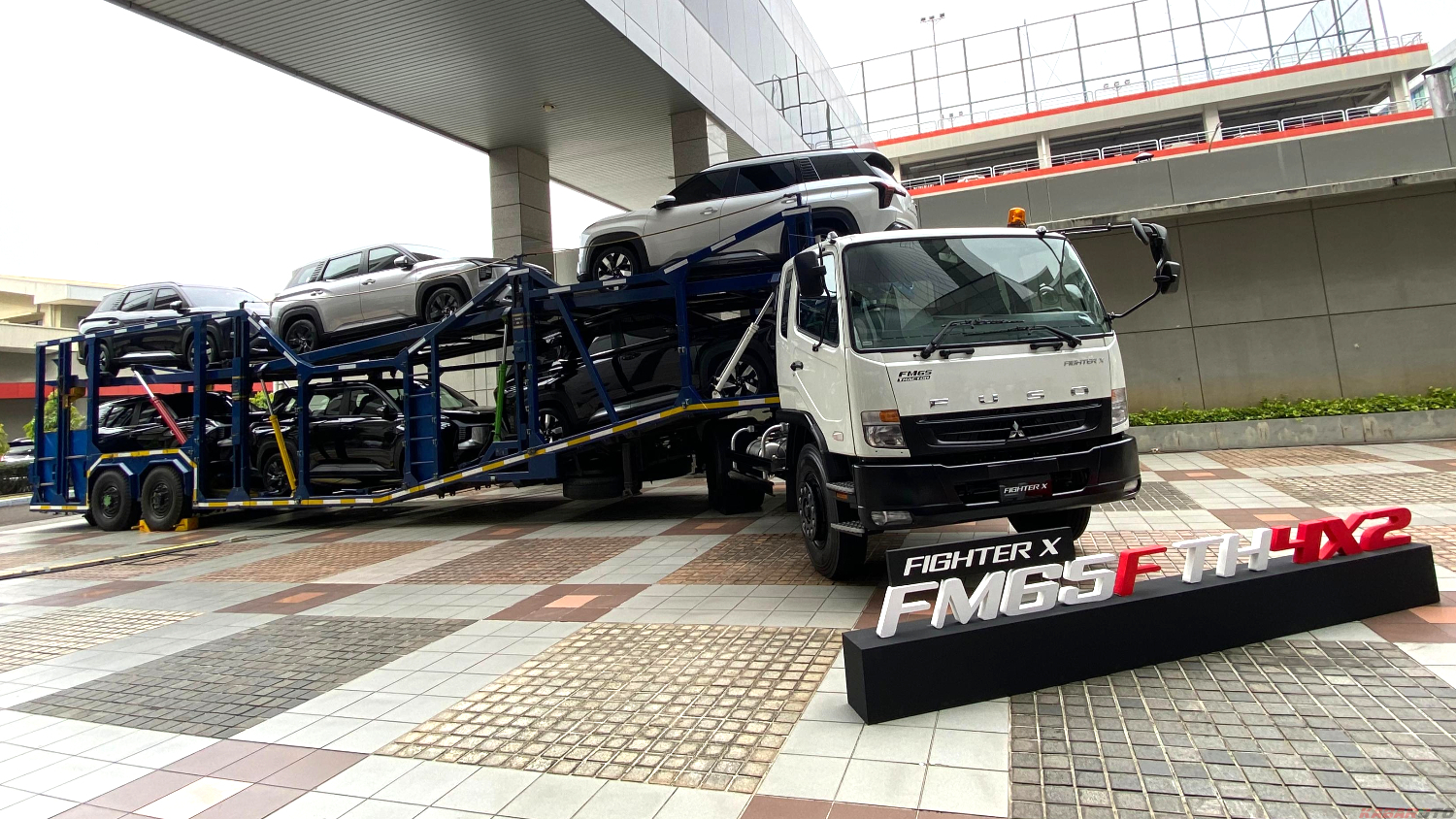 Invasi 12 Truk di Indonesia, Jepang, Eropa, hingga Tiongkok Adu Teknologi Logistik