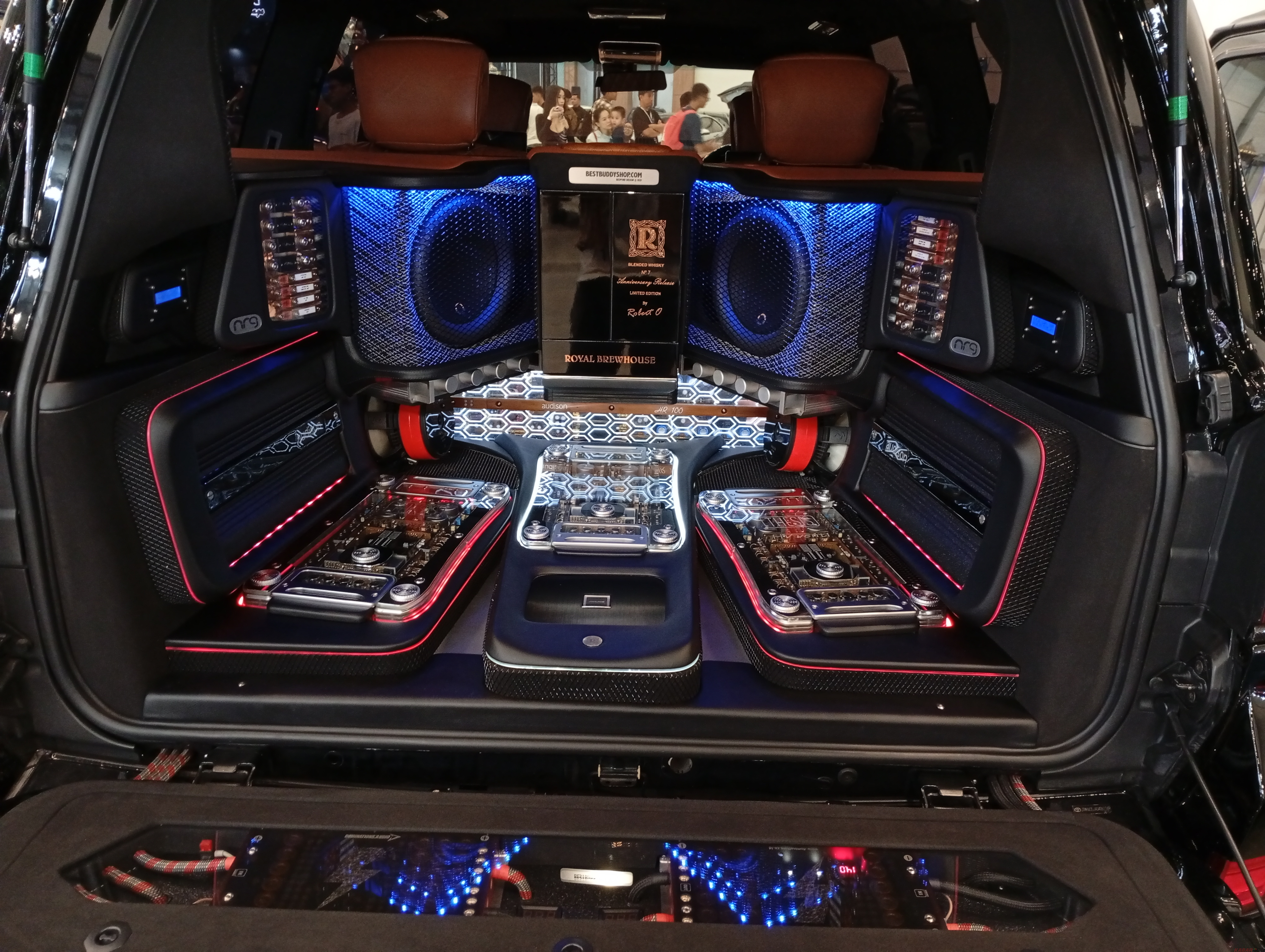BestBuddyShop Pamer Audio Baru untuk Mobil Premium
