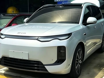 BYD Sealion 08 Siap Meluncur Juli 2026, Ada Versi PHEV dan BEV