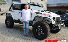 Berburu Jeep di Showroom JHL Auto Serpong