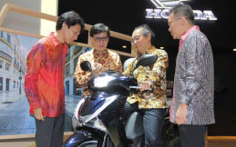 Skutik populer Honda SH150i Dibanderol Rp44.900.000
