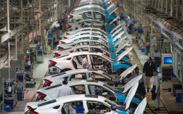 Ironi Pabrikan Mobil Jepang, Naik Secara Penjualan Tapi Produksi Menurun