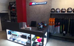 Penuhi Kebutuhan Bikers, RC Motogarage Buka Outlet di Surabaya