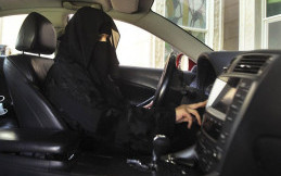 Kerajaan Arab Gelar Pameran Mobil Khusus Wanita
