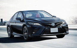 Toyota Camry Black Edition, Perayaan 40 tahun di Jepang