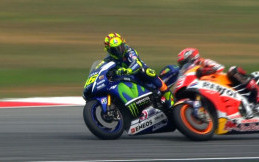 Ini Isi Pesan Pribadi Marquez untuk Rossi