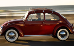 Mengharukan, Volkswagen Lakukan Restorasi Pada Beetle Seorang Nenek 73 Tahun