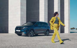Lakukan Studi, Peugeot 5008 Emerald Crystal Dominasi 36% Penjualan di Indonesia