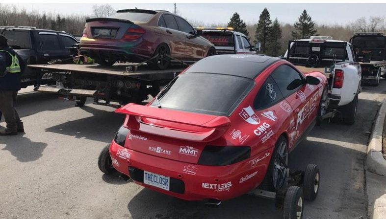 Kebut-kebutan, 12 Supercar Ini Diderek Polisi