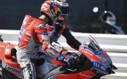 Lorenzo Masih Dendam dengan Dovizioso   