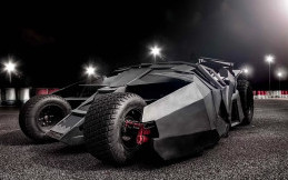 Replika Batmobile Tumbler Dibekali Mesin Listrik Ini Dijual di Vietnam