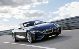 Mobil Konsep BMW M8 Gran Coupe Diperkenalkan di Geneva
