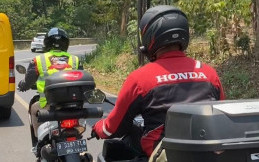 Kenali Serba-serbi Blind Spot atau Titik Buta pada Sepeda Motor
