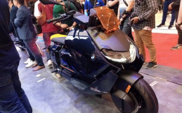 BMW Motorrad Ungkap 3 Motor Barunya di IIMS 2024, Ini Banderolnya