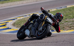 Ducati Streetfighter V4 2023, Hadir Dengan Varian dan Fitur Baru