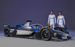 Mercedes Luncurkan Livery Musim Terakhir Di Formula E