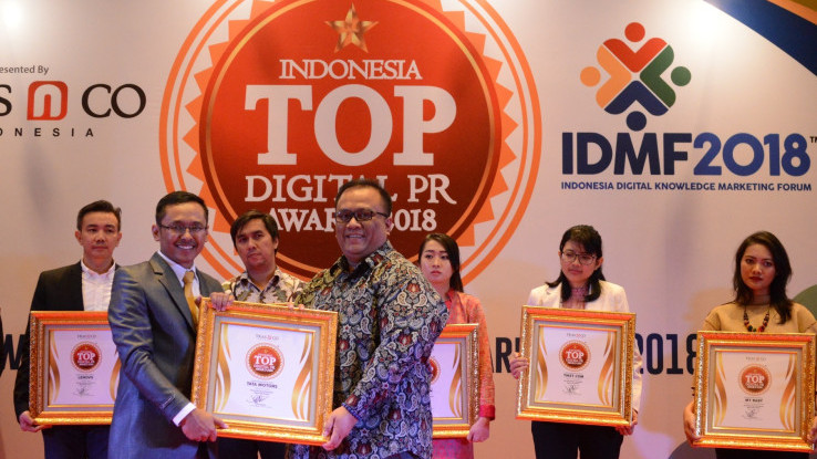 Tata Motors Raih Top Digital Public Relation Award 20188