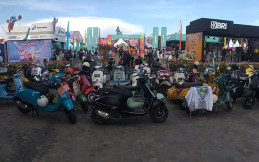 8.500 Skuteris Dunia Geruduk Vespa World Days 2022 Bali