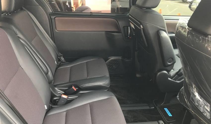 Interior Toyota Voxy