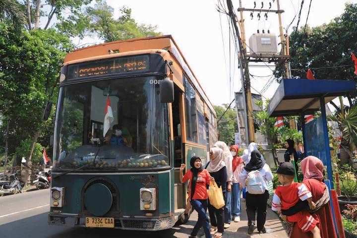Pemkot Tangerang Ajak Naik Bus Tayo dan Si Benteng, Lebih Hemat