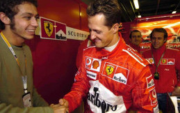Schumacher Takjub Saat Valentino Rossi Kendarai Ferarri