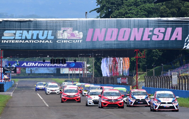 Fitra Dan Arief Hidayat Juarai Putaran Kedua HSBC