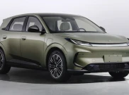 BAIC Siapkan Arcfox T1 Versi Battery Swapping, Harga Bisa Lebih Terjangkau