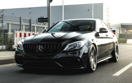 Manhart CR 600, Mercedes-Benz C63 Bertenaga 600 Dk