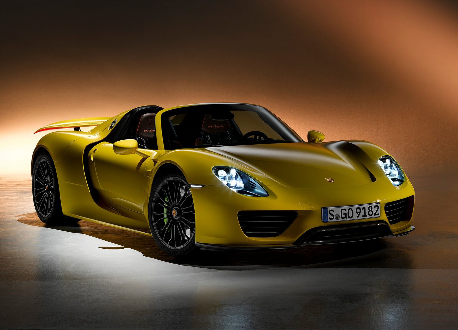 Sebanyak 306 Unit Porsche 918 Spyder di Recall Karena Masalah Suspensi 