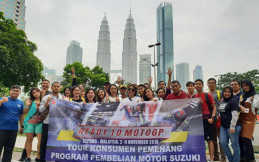 Suzuki Ajak Konsumen, Jurnalis, dan Dealer Nonton MotoGP di Sepang