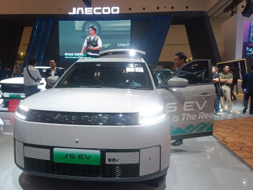 Intip Fitur-fitur Andalan Jaecoo J5 EV, J7 SHS dan J8 Ardis