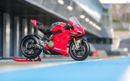 Ducati Panigale V4 Makin Sporty, Ini Obatnya!
