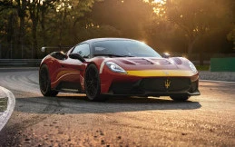 Maserati GT2 Debut di Monza 2026, Rayakan Satu Abad Logo Trident
