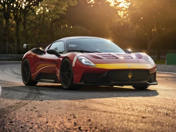 Maserati GT2 Debut di Monza 2026, Rayakan Satu Abad Logo Trident