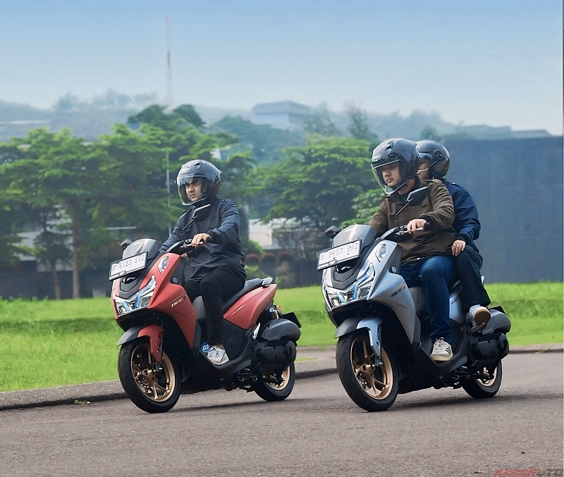 Hati-hati Menyalip Kendaraan Besar Menggunakan Sepeda Motor, Perhatikan Hal Ini!