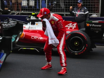 Berita F1: Lewis Hamilton Bongkar Kelemahan Scuderia Ferrari HP Dibanding Mercedes