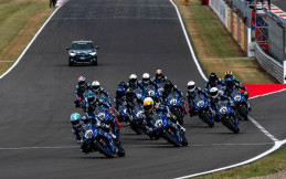 Ditabrak Pembalap Lain dan Tersungkur, Arai Agaska Bakal 'Balas Dendam' di R3 BLU CRU World Cup Hungaria