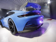 Perkuat Segmen Mobil Sport, Porsche Tunjuk Bjorn Scheib Sebagai Kepala Hubungan Investor